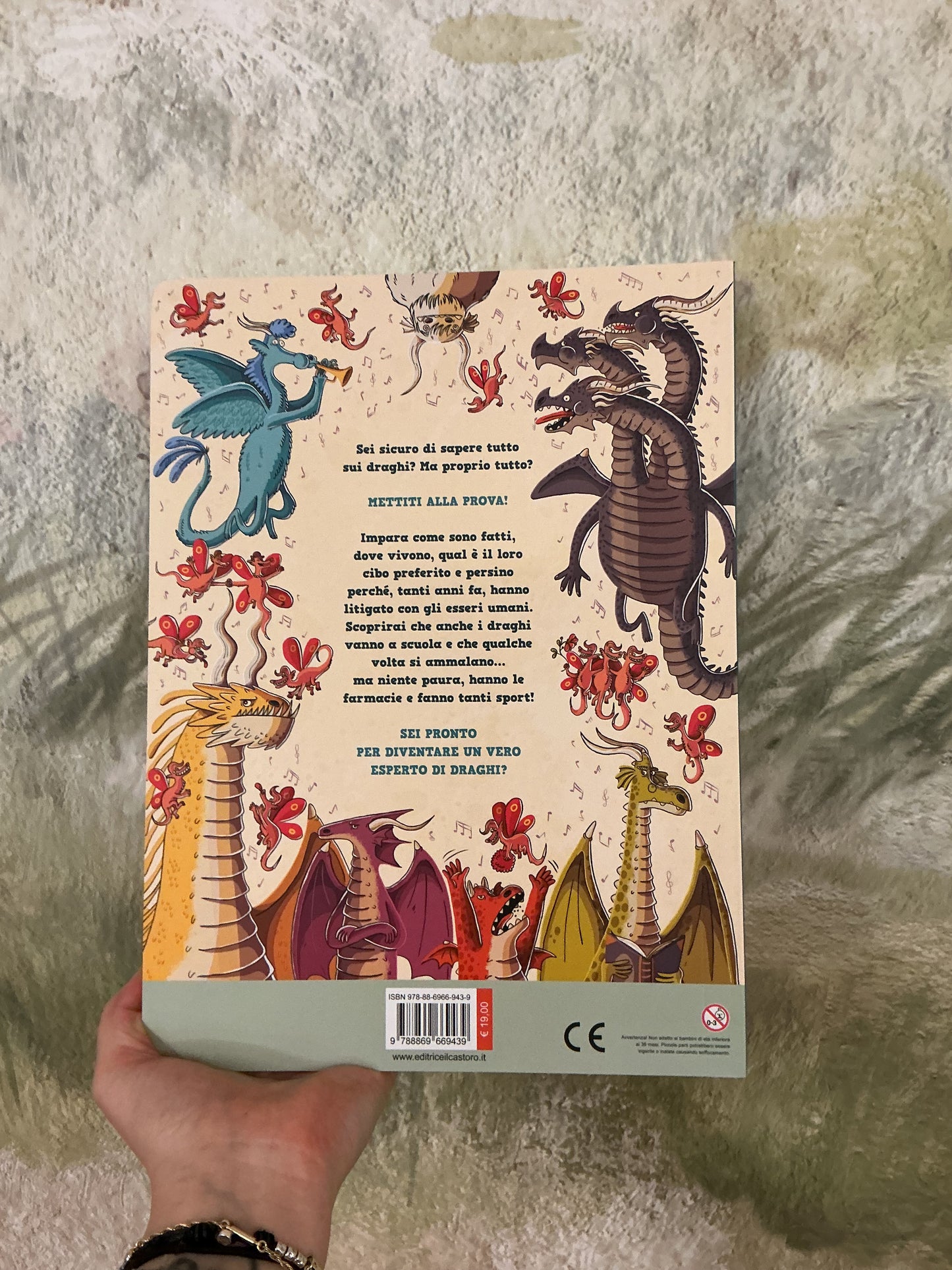 Tutto ma proprio tutto sui draghi, Nikola Kucharska