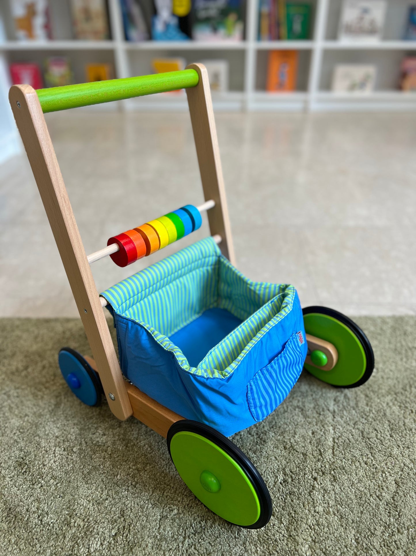 Carrello primi passi Haba