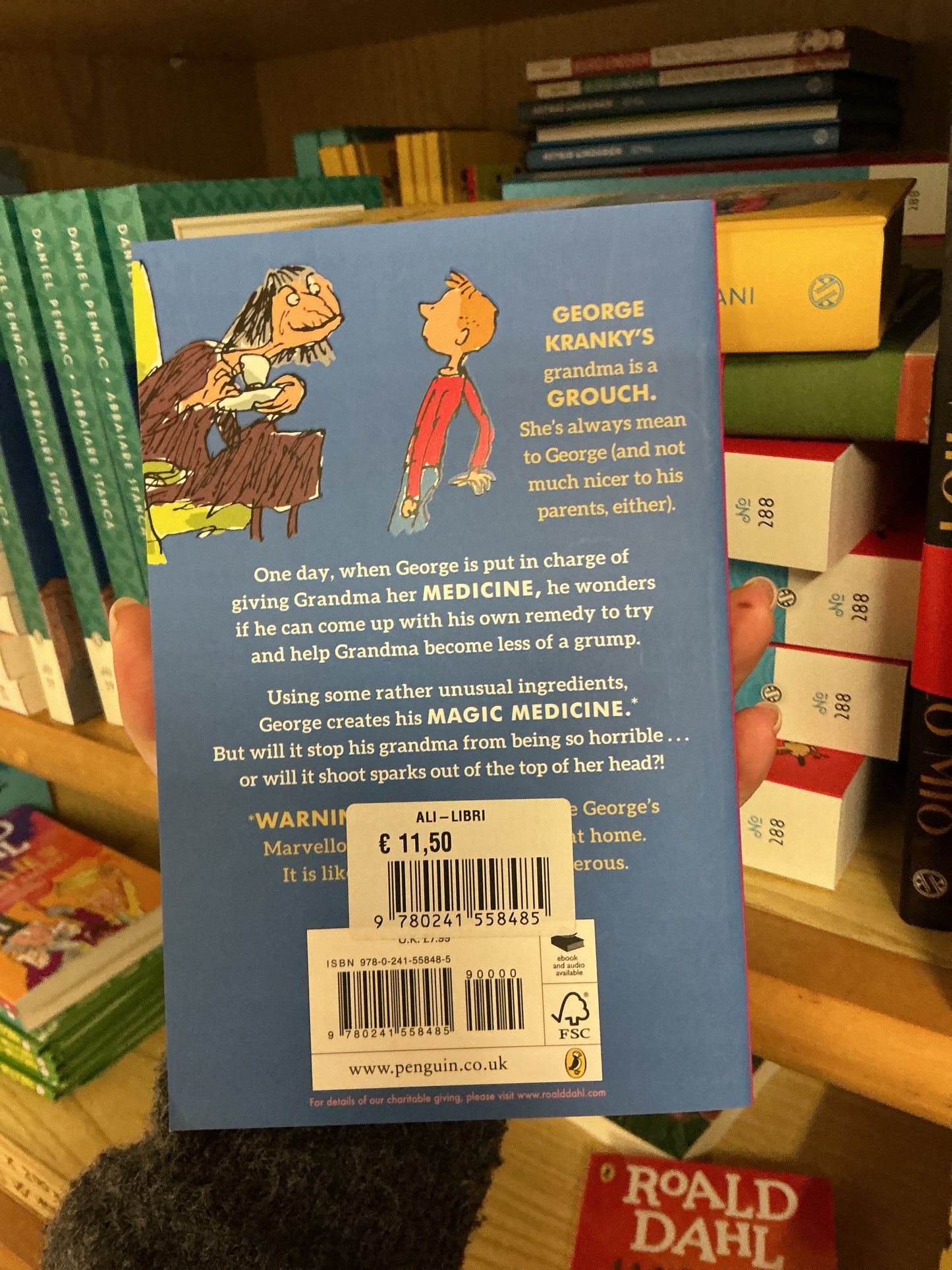 George’s marvellous medicine di Roald Dahl