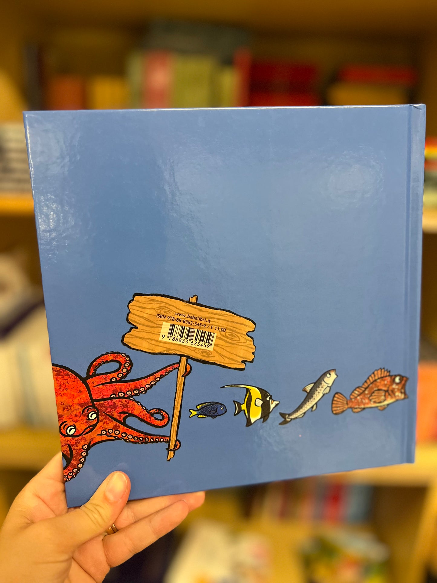 Cosa succede in fondo al mare? Tomoko Ohmura