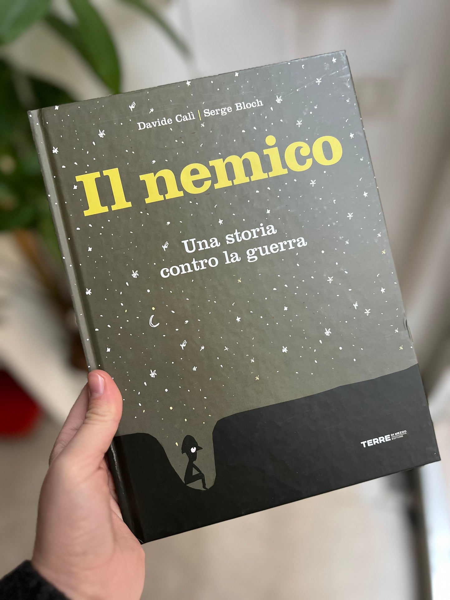 Il nemico, una storia contro la guerra, Davide Calì, Serve Bloch