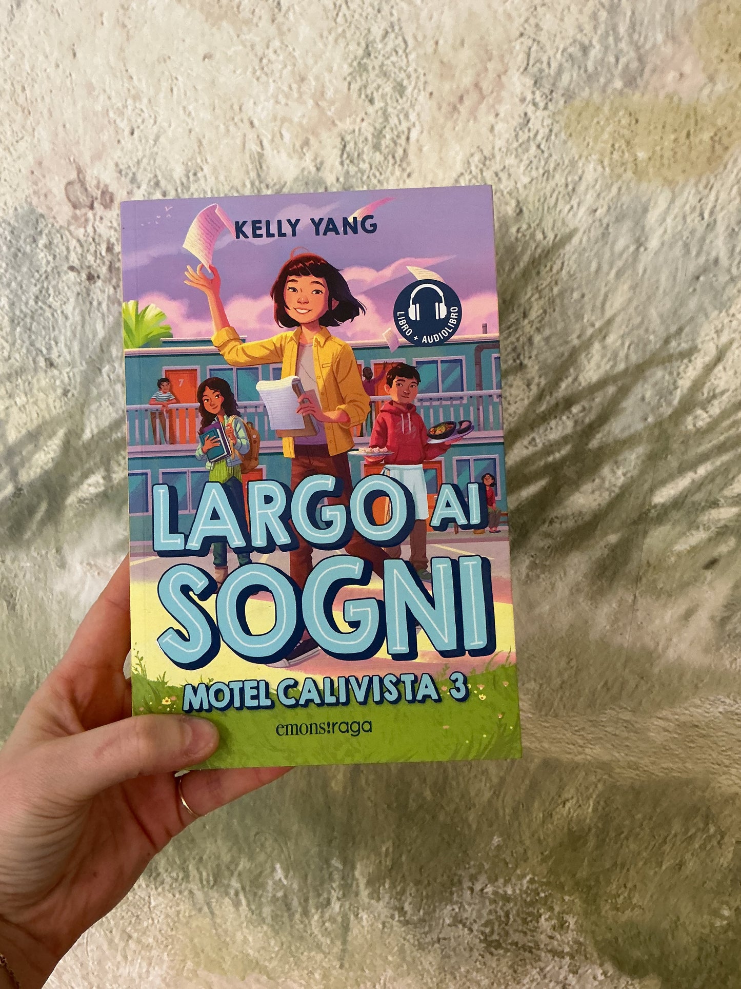 Largo ai sogni, Kelly Yang