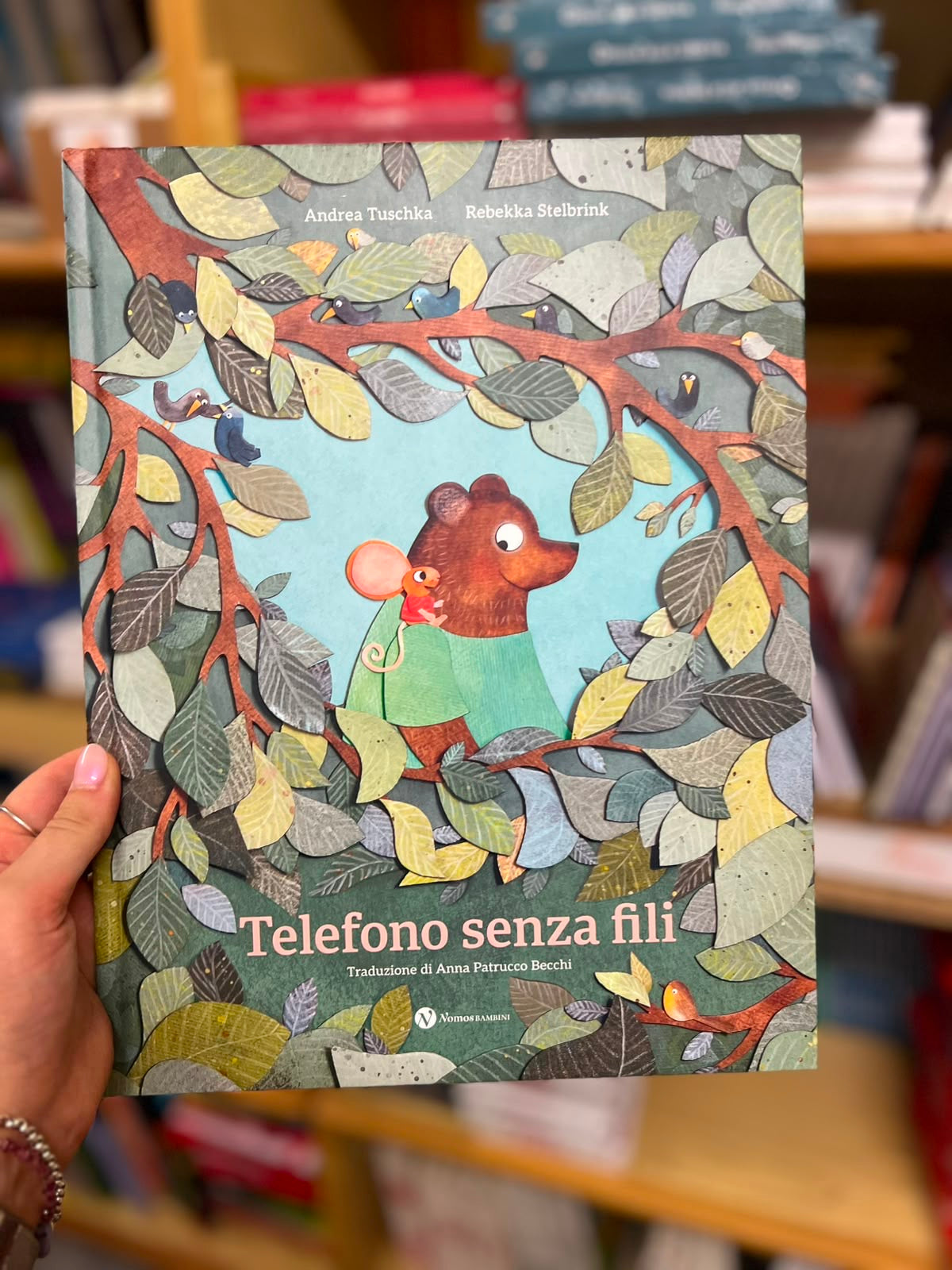 Telefono senza fili, Andrea Tuschka, Rebekka Stelbrink