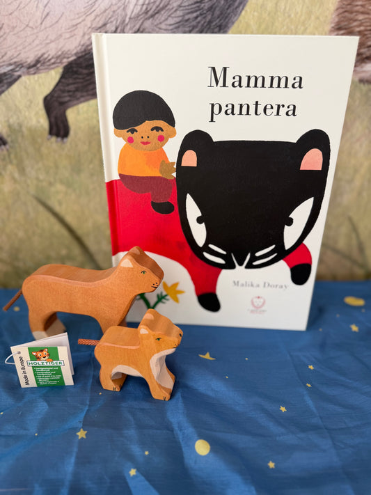 Kit libro Mamma Pantera di Malika Doray e 2 personaggi in legno Holztiger