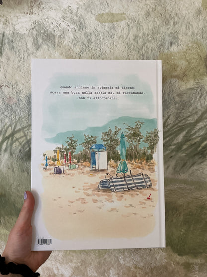 In spiaggia, Susanna Mattiangeli e Vassela Nikolova