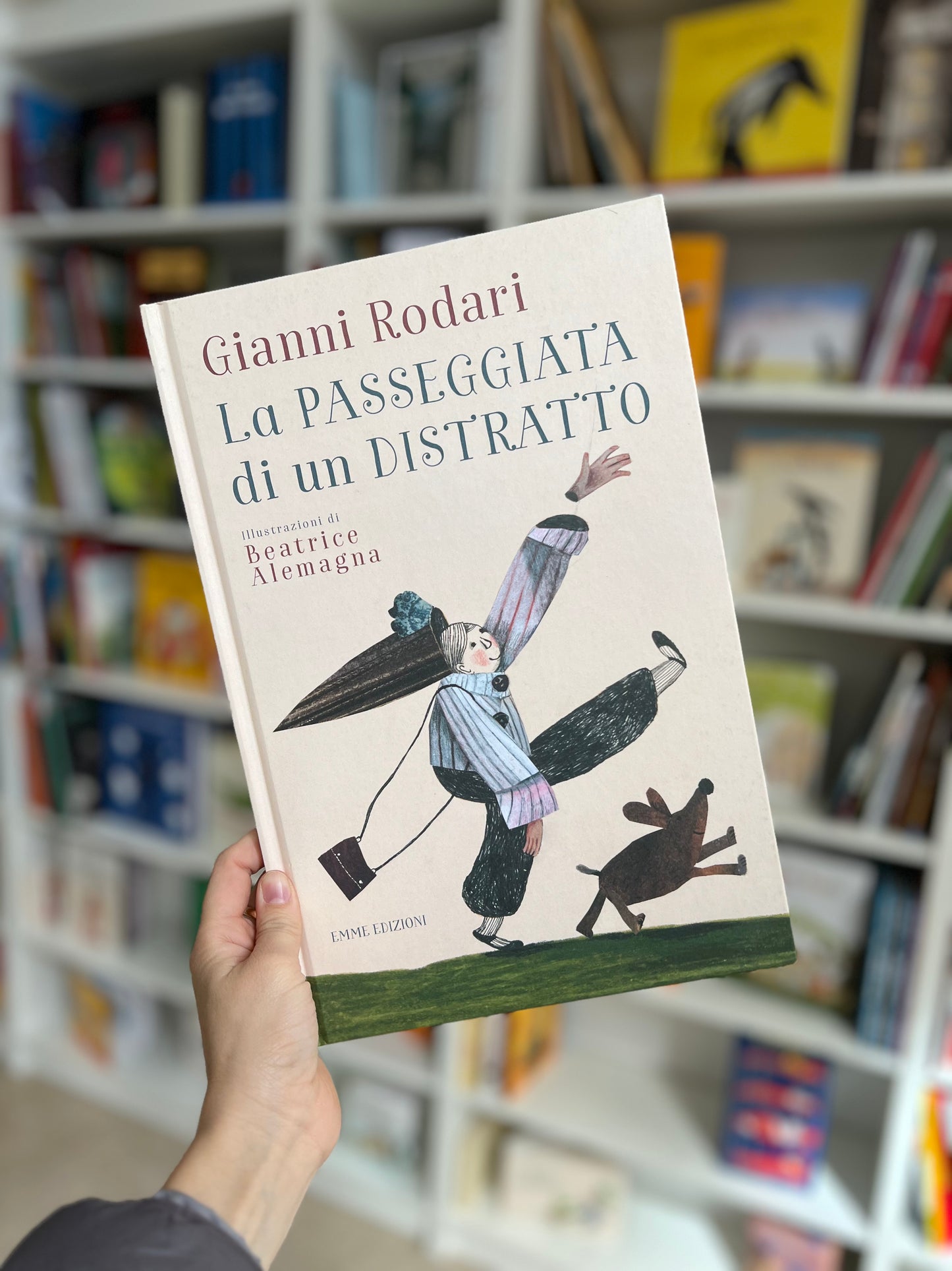 La passeggiata di un distratto, Gianni Rodari, Beatrice Alemagna