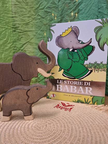 Kit Libro Babar + 2 personaggi  in Legno Holztiger