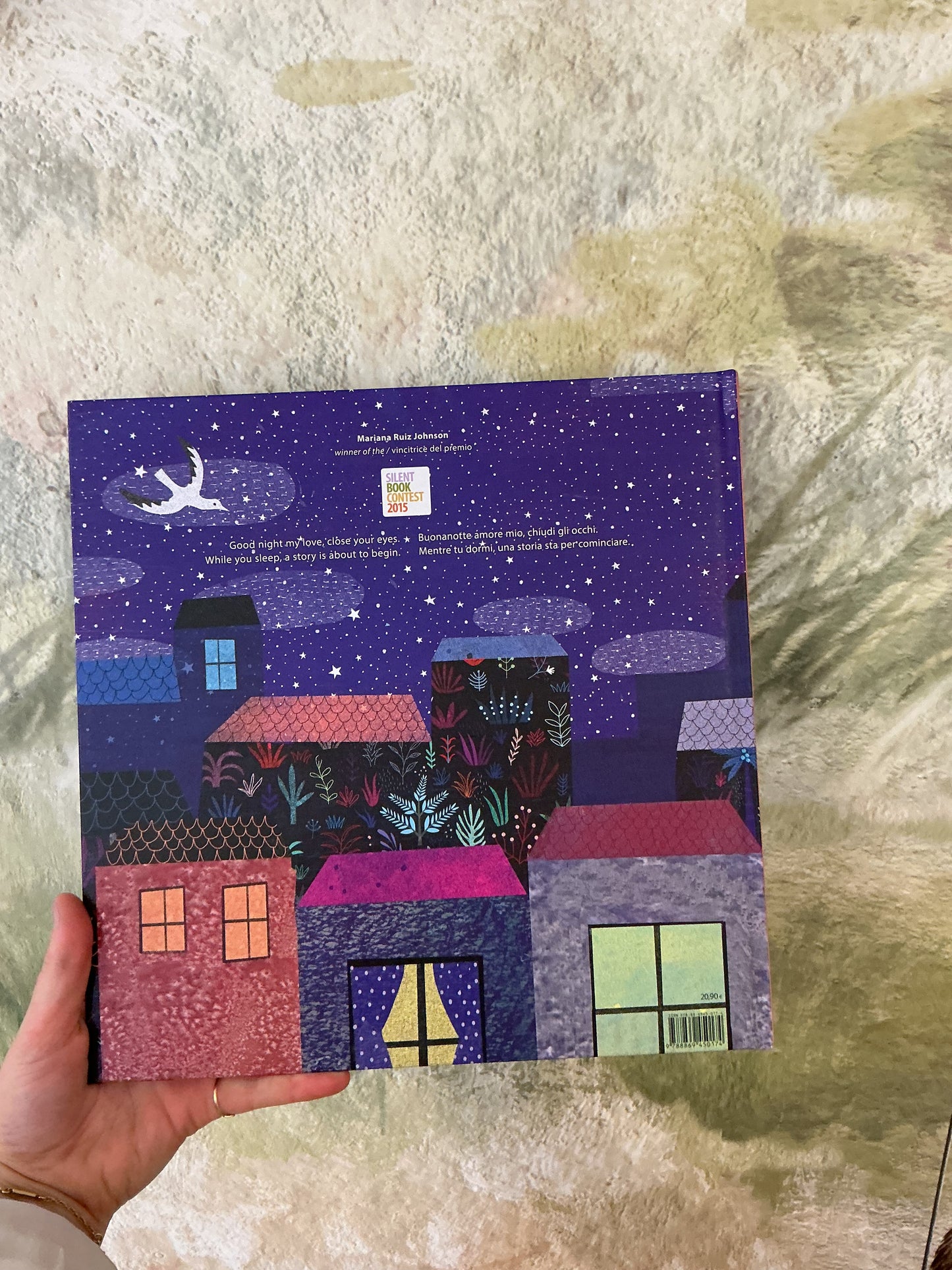 Mentre tu dormi, Marianna Ruiz Johnson