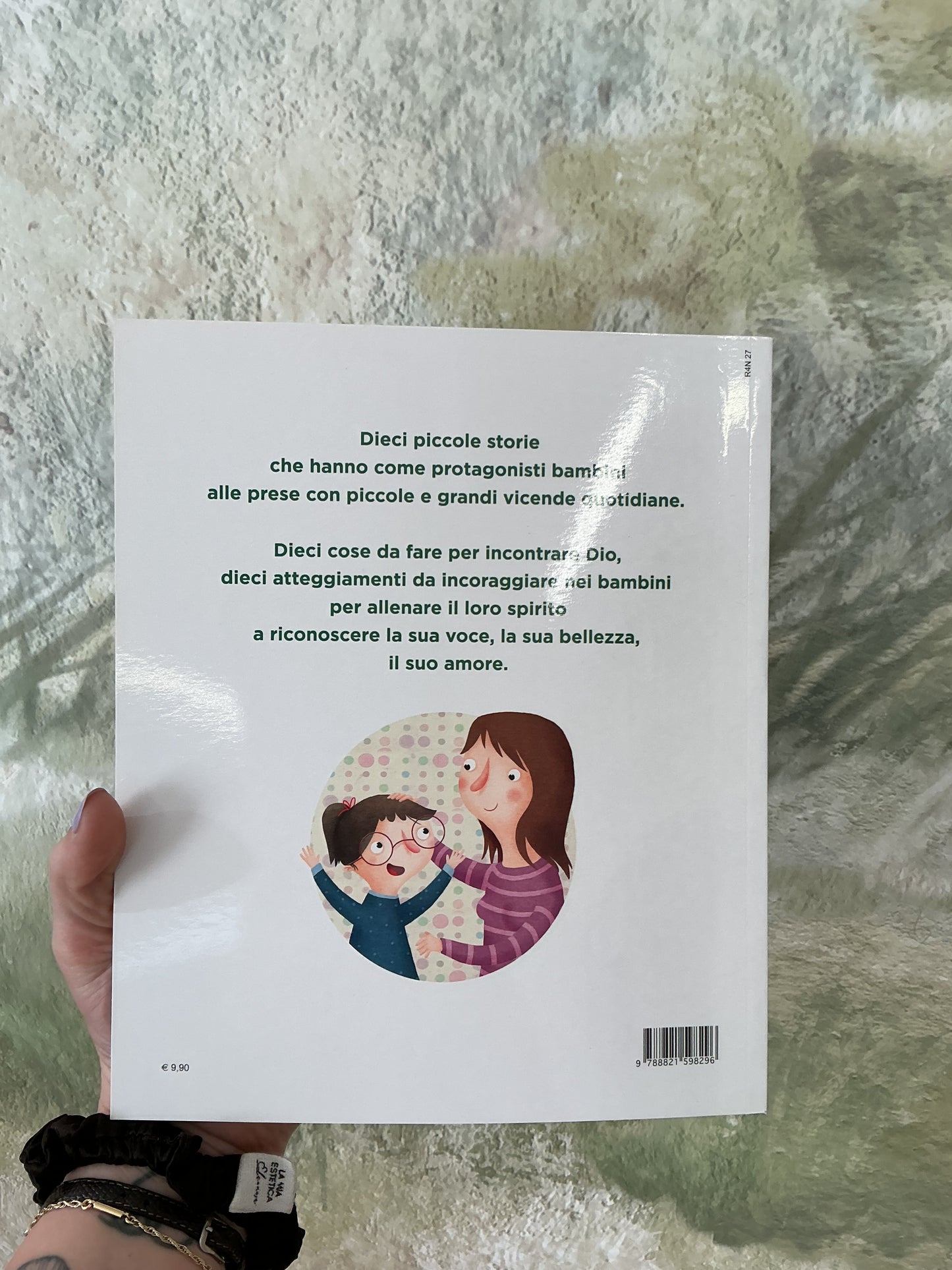 Dieci piccole storie per vivere felici, Silvia Vecchini e Giusy Capizzi