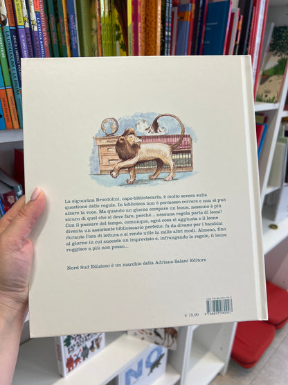 Un leone in biblioteca, Michelle Knudesn, Kevin Hawkes