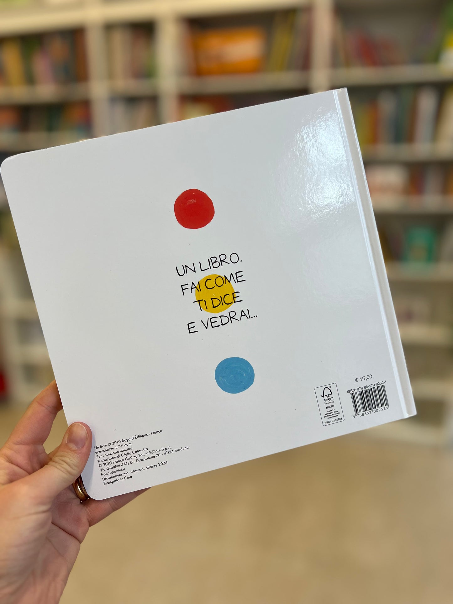 Un libro, Hervé Tullet
