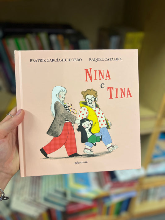Nina e Tina,  Beatriz García-Huidobro &  Rossella Cassese