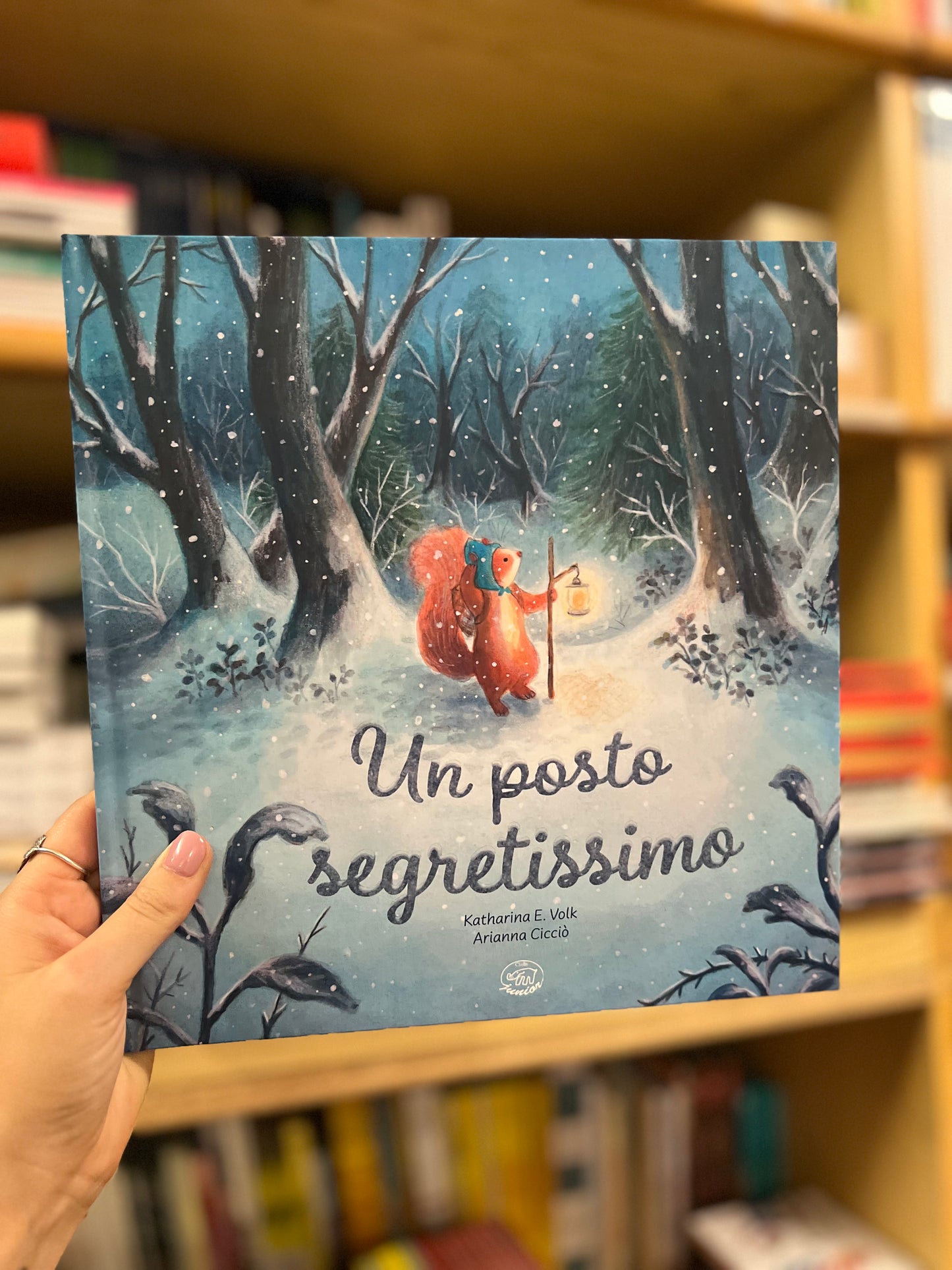 Un posto segretissimo, Katharina E. Volk, Arianna Cicciò