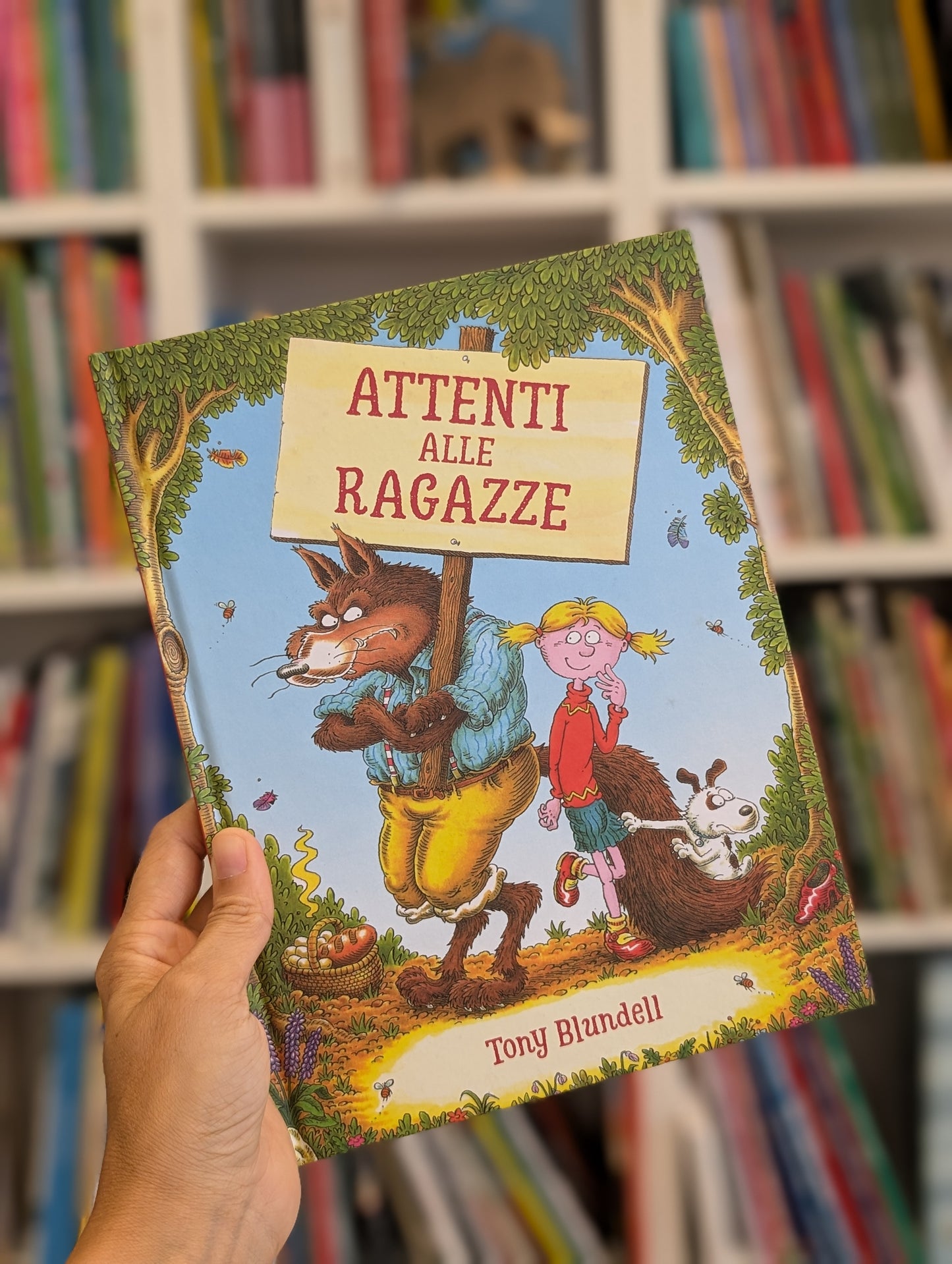 Attenti alle ragazze, Tony Blundell